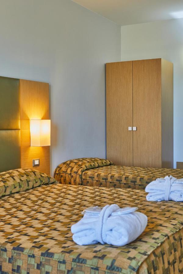 Castelmartini Wellness & Business Hotel Larciano Exterior photo
