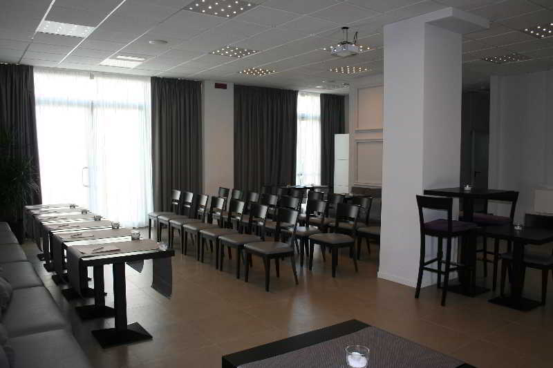 Castelmartini Wellness & Business Hotel Larciano Exterior photo